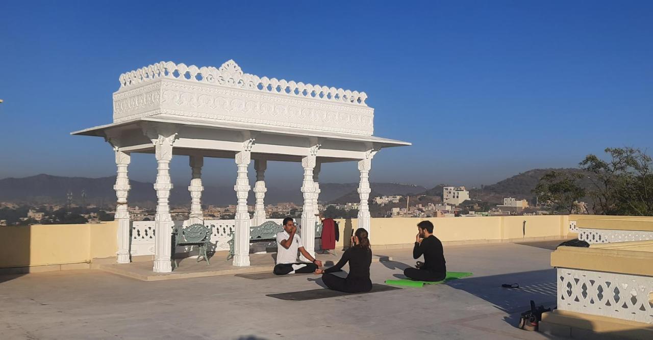 Titardi Garh- 18Th Century Castle Homestay Udaipur Ngoại thất bức ảnh