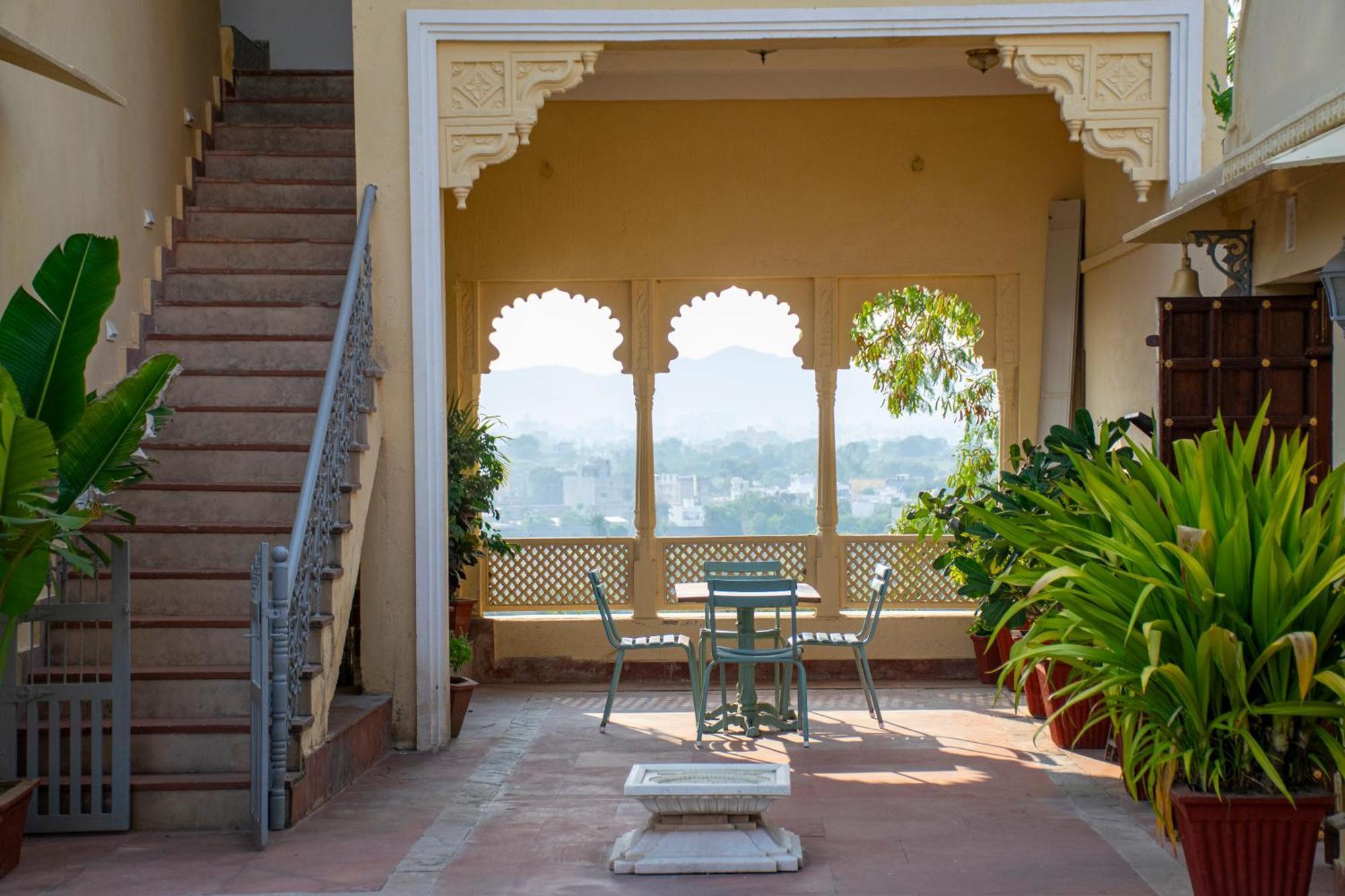 Titardi Garh- 18Th Century Castle Homestay Udaipur Ngoại thất bức ảnh
