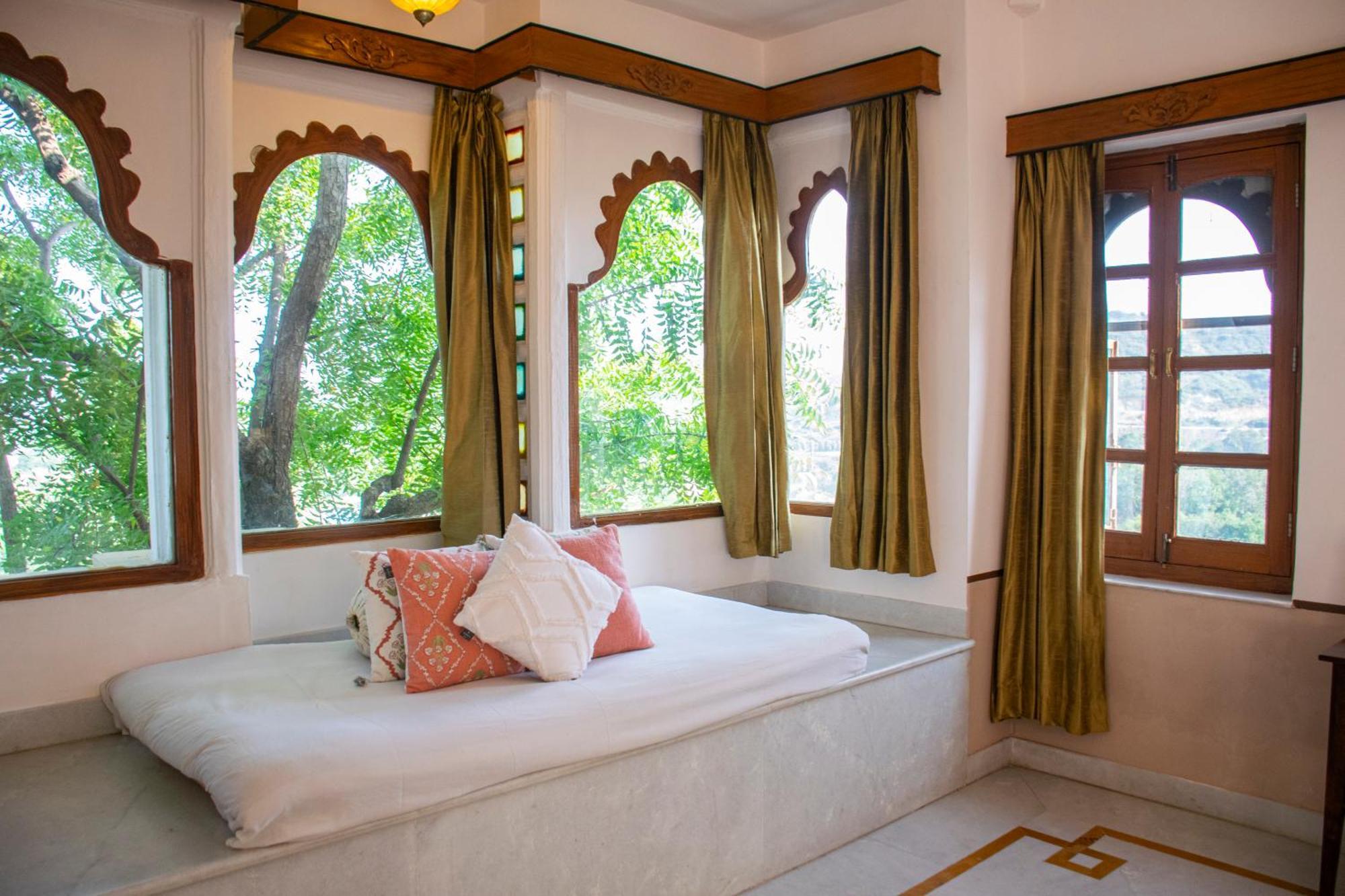 Titardi Garh- 18Th Century Castle Homestay Udaipur Ngoại thất bức ảnh